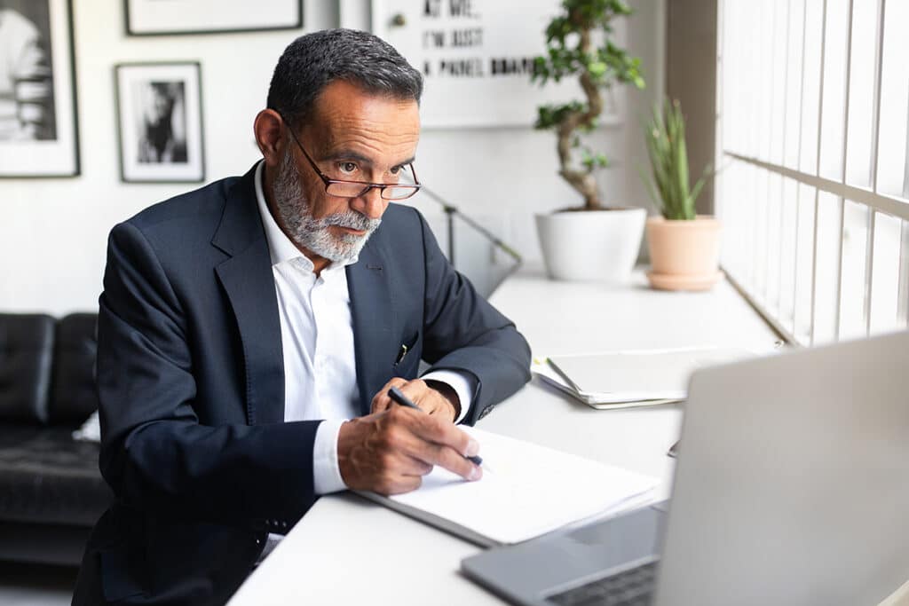 Financial Gurus and Other Fantastic Creatures