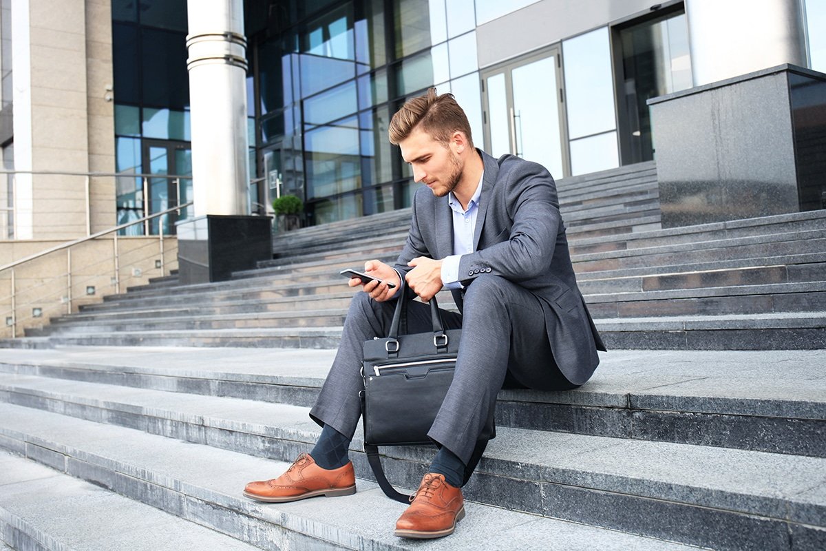 Young Investor’s Guide to Building a Financial Future